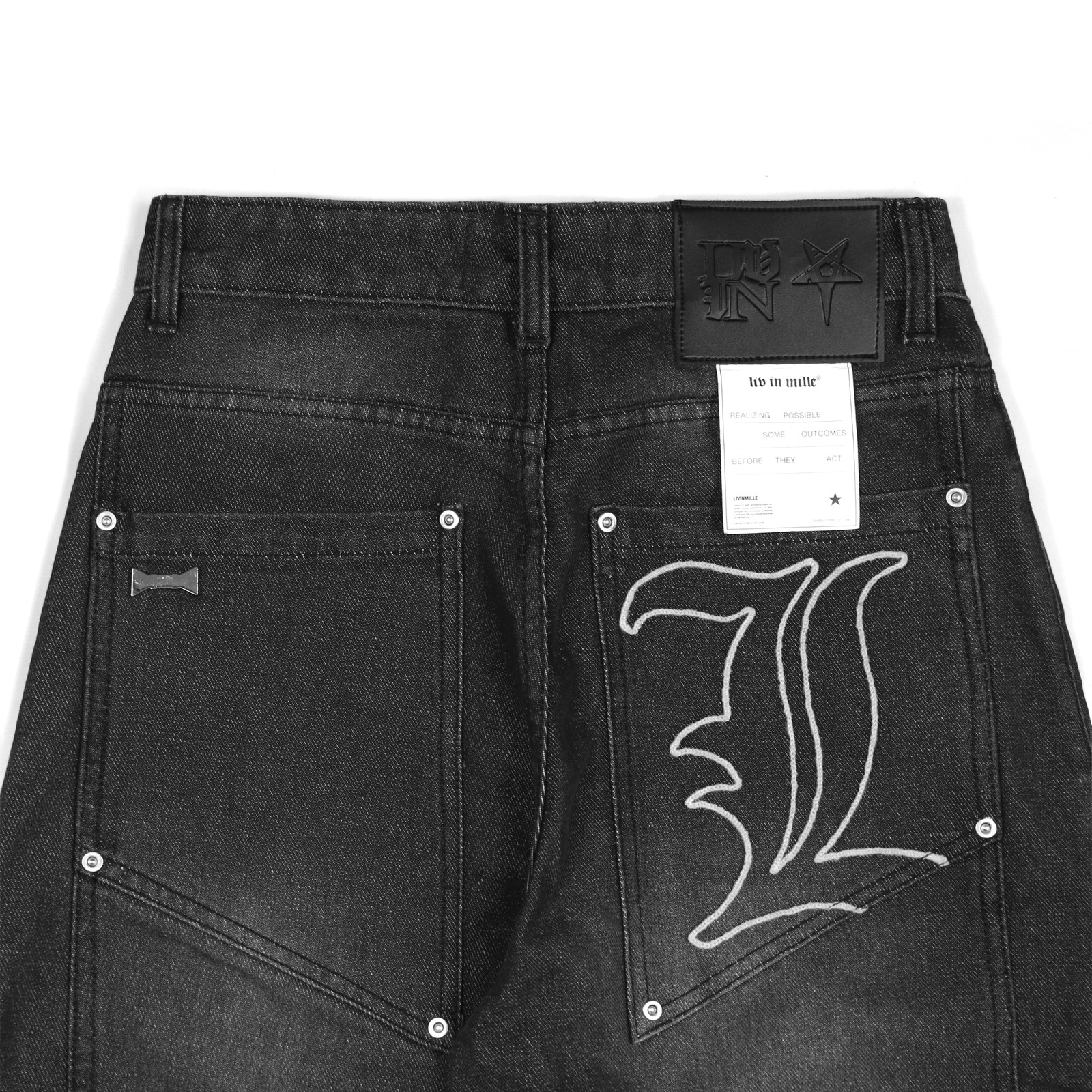 LIV IN HECATE BOLDNESS WHITE TEE - LIV IN MILLE